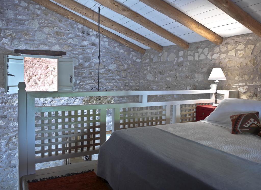 Critamo Cottage Gavalochori Номер фото